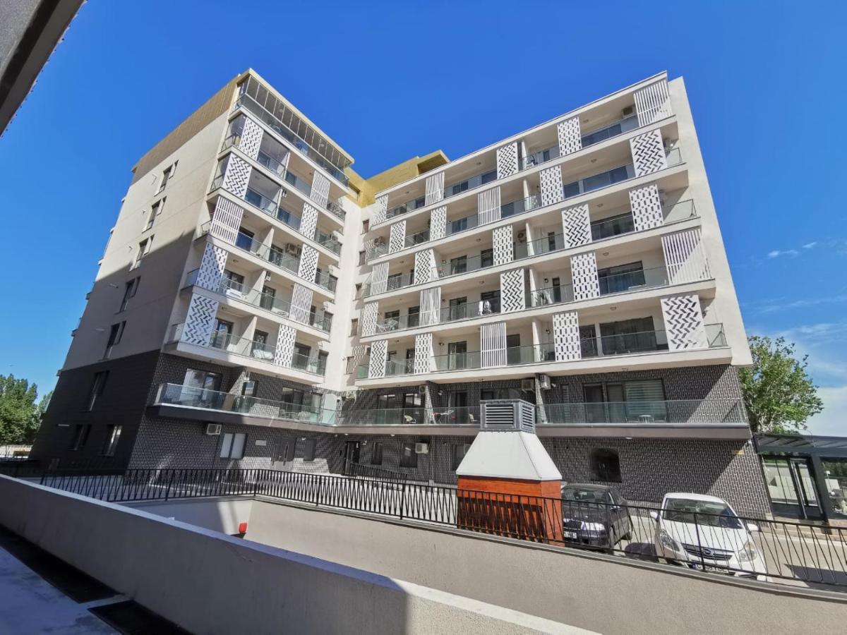 Grand Mamaia Lake Apartments Констанца Екстериор снимка