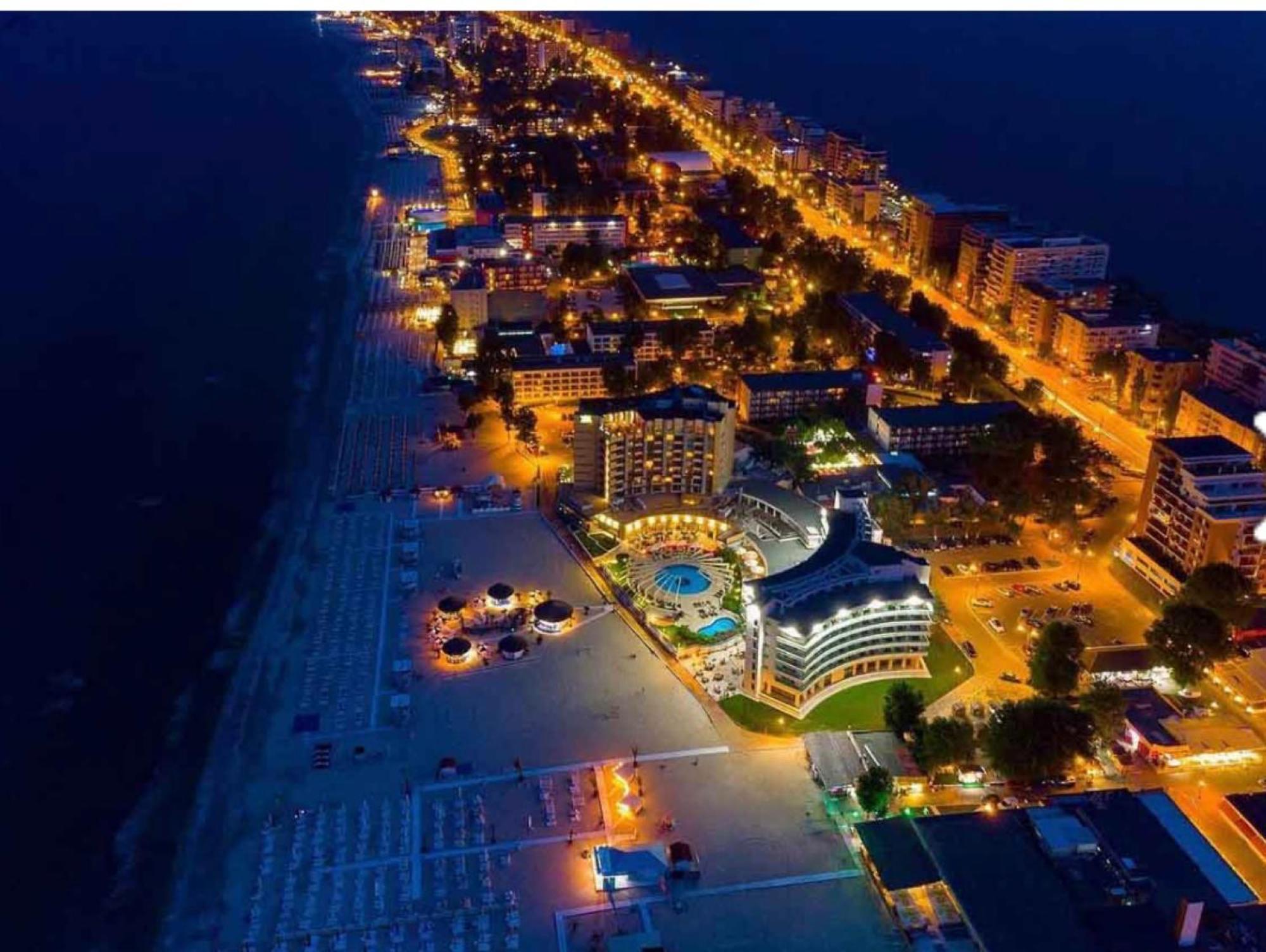 Grand Mamaia Lake Apartments Констанца Екстериор снимка
