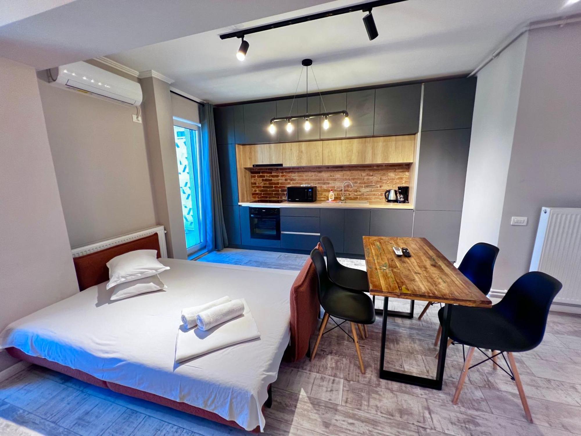 Grand Mamaia Lake Apartments Констанца Екстериор снимка